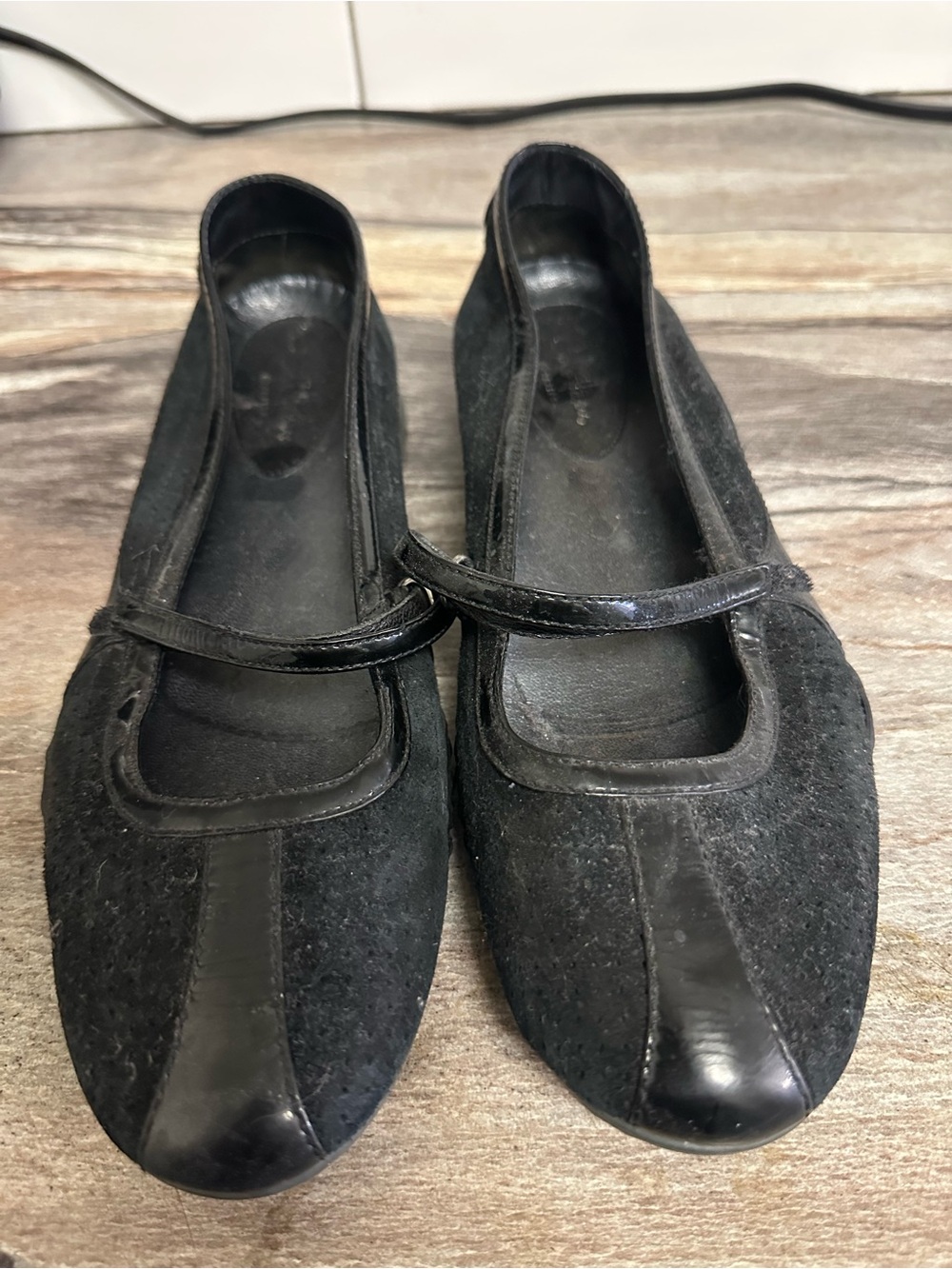 Cole Haan / Nike. size 8.5 Women’s Black Mary Jane Flats - Sleek Everyday Comfor